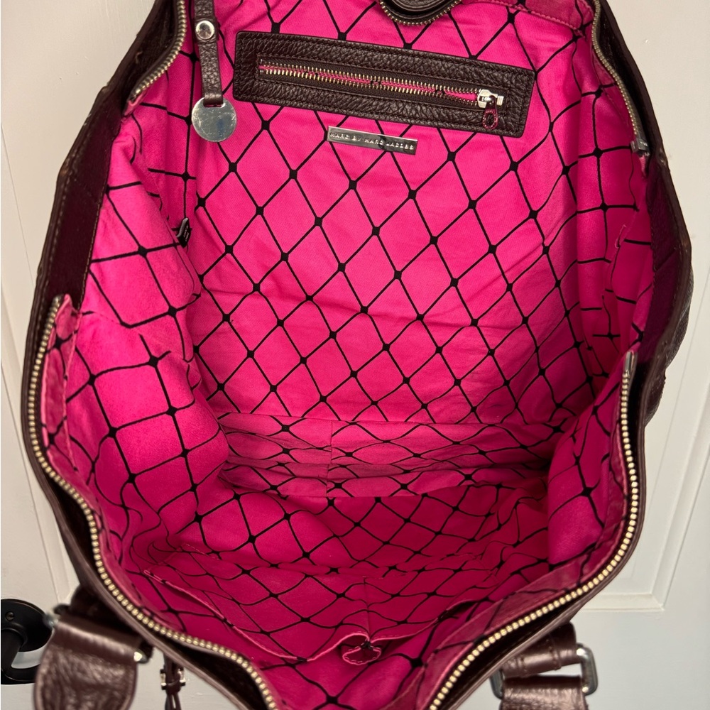 Marc Jacobs Dark Brown Leather Handbag - Picture 2 of 4